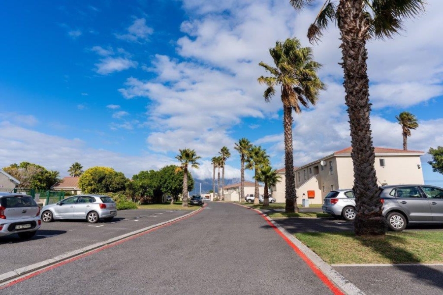 2 Bedroom Property for Sale in Milnerton Western Cape